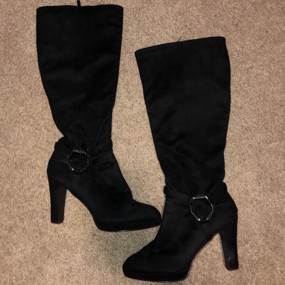 Coach black suede knee-high boots! Near perfect!
